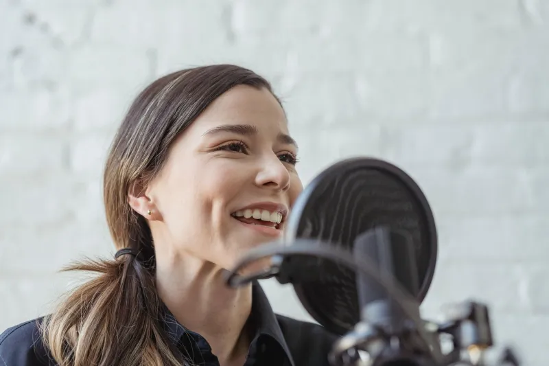 No Feed Required: How Talk Radio Hosts Are Quietly Building Empires on Trust Alone